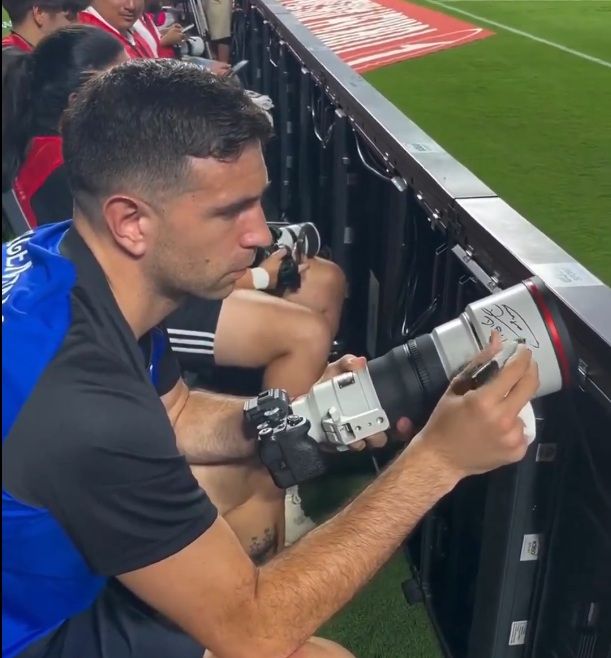 Dibu Martínez fotografo