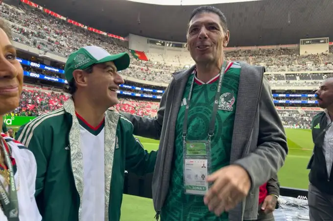 Hank González