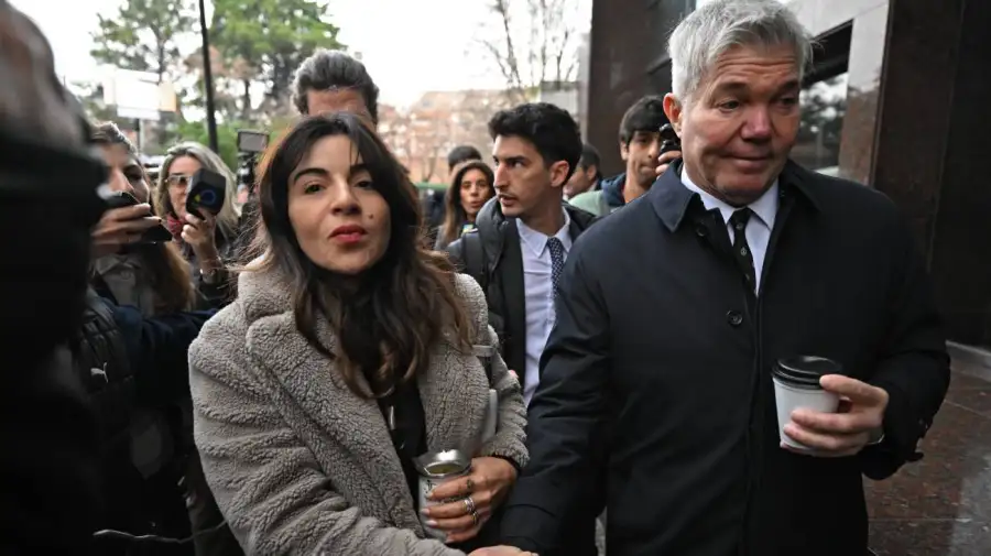 Juicio por la muerte de Maradona: Gianinna Maradona llega al juzgado 09062026