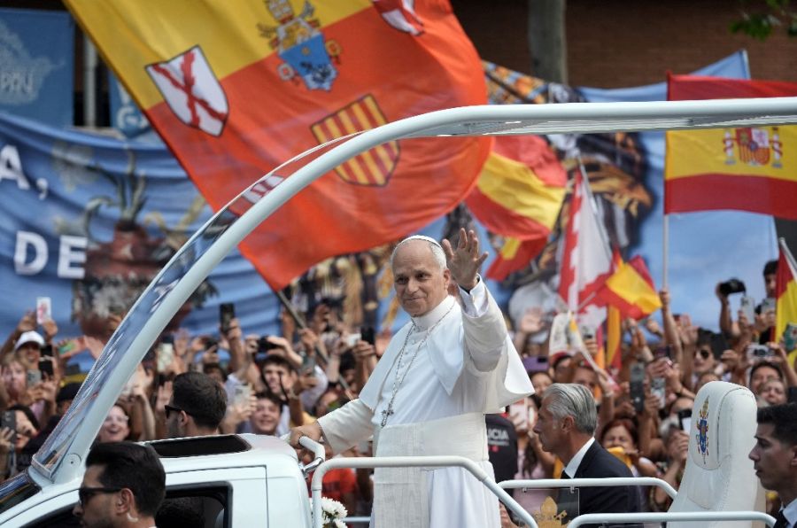 El papa León XIV en España con la reina Letizia y el rey Felipe