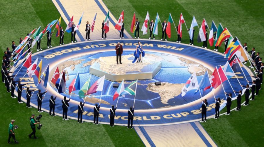 Andrea Bocelli y EJAE en la ceremonia de apertura del Mundial 2026