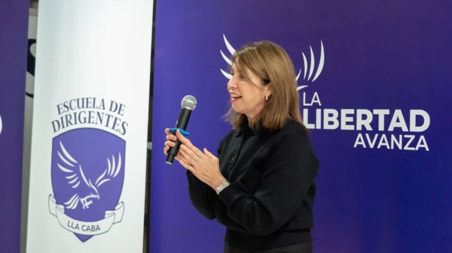 Pilar Ramírez en la inauguración de la Escuela de Dirigentes de La Libertad Avanza en CABA