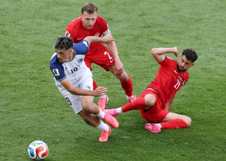 Canadá y Bosnia-Herzegovina