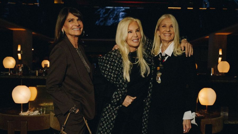 Susana Giménez, Teresa Calandra y Evelyn Scheidl 