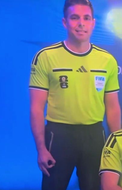 El gesto de Shaun Evans, asistente VAR en Alemania vs Curazao