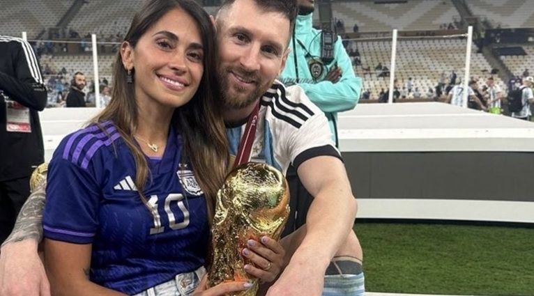 Antonela Roccuzzo y Lionel Messi