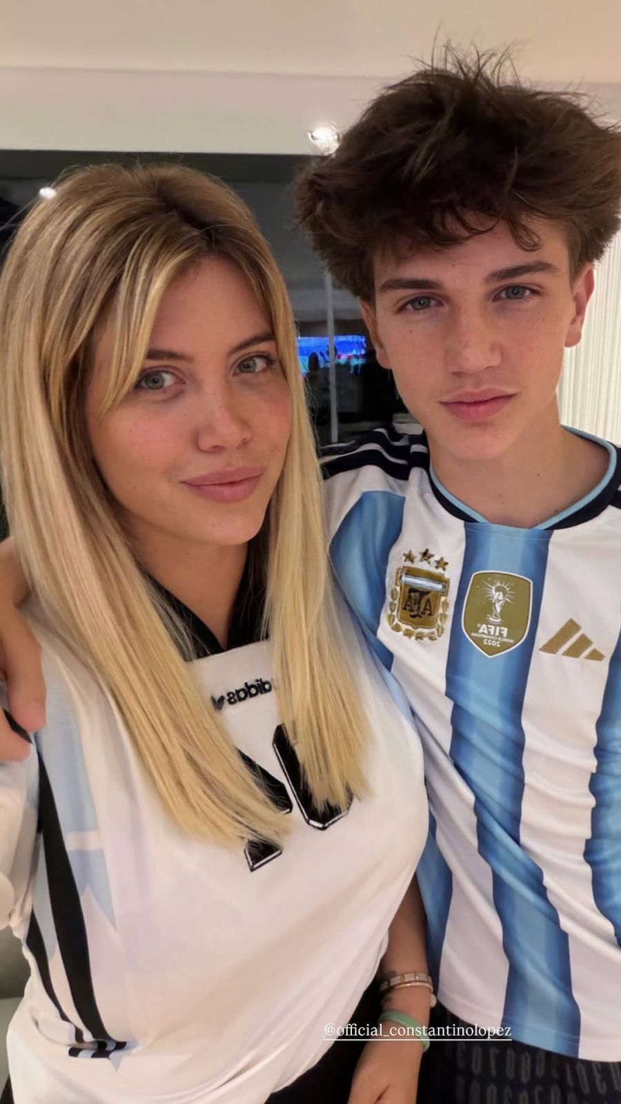 La deco mundialista de Wanda Nara para ver a la selección