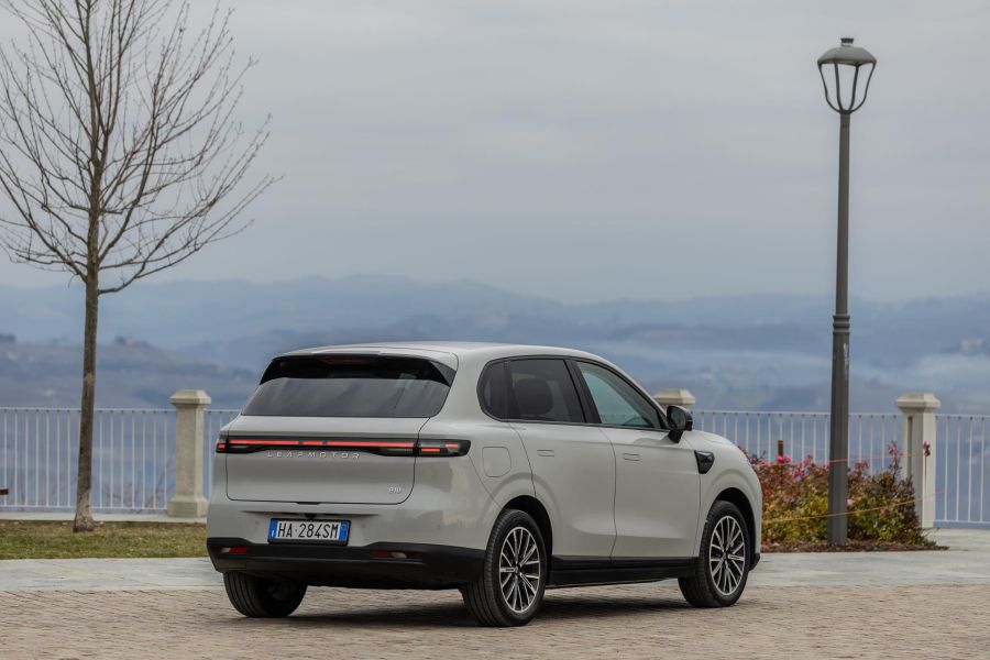 Nuevo SUV chino electrificado: ya se puede reservar el Leapmotor B10 REEV