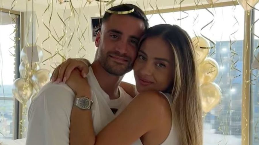 Caro Calvagni, Nicolás Tagliafico