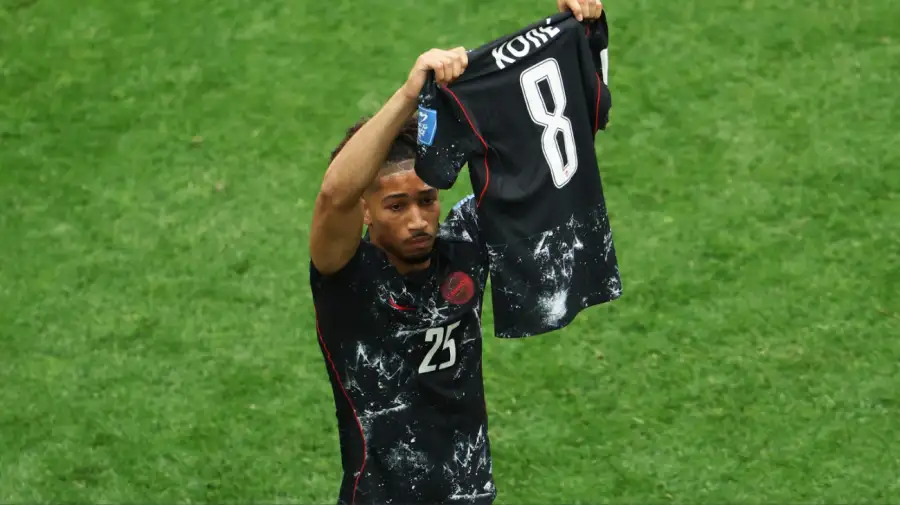La impactante lesión de un jugador de Canadá ante Qatar