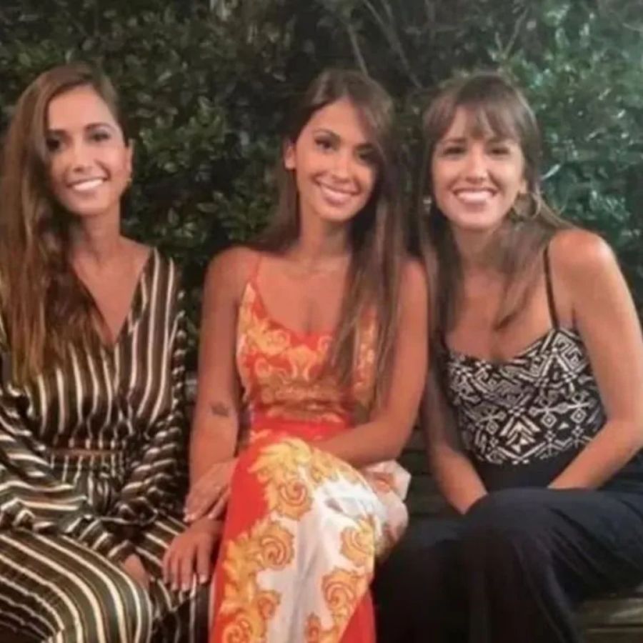 Antonela Roccuzzo y sus hermanas, Carla y Paula Roccuzzo