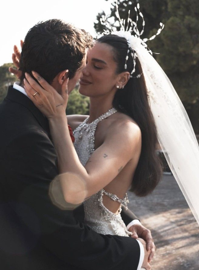 Casamiento de Dua Lipa y Callum Turner