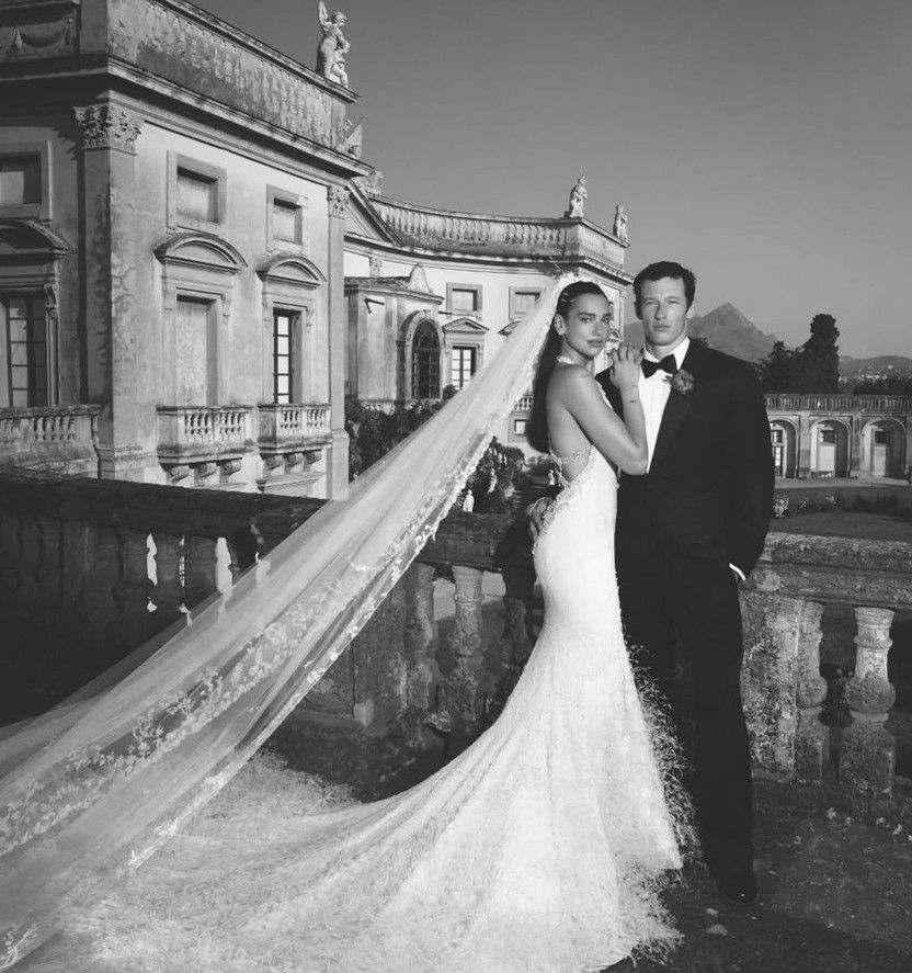 Casamiento de Dua Lipa y Callum Turner
