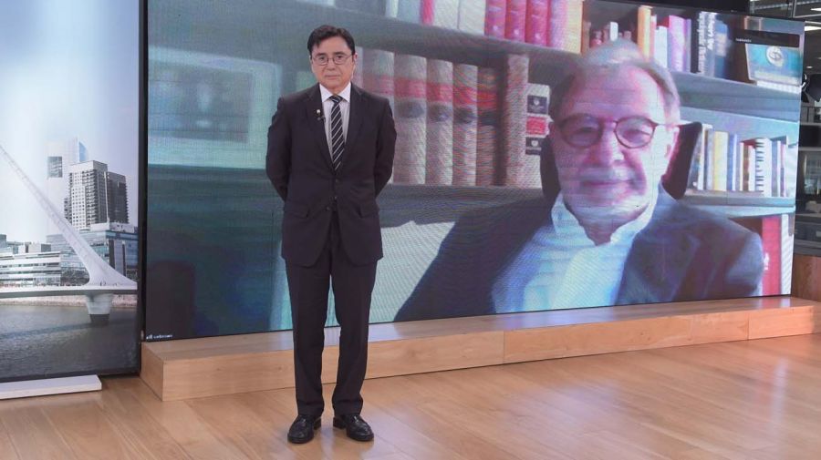 Juan Luis Cebrián, fundador y exdirector del diario El País, en Periodismo Puro.