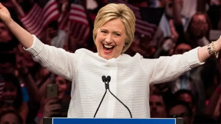 Hillary Clinton arremetió contra Trump