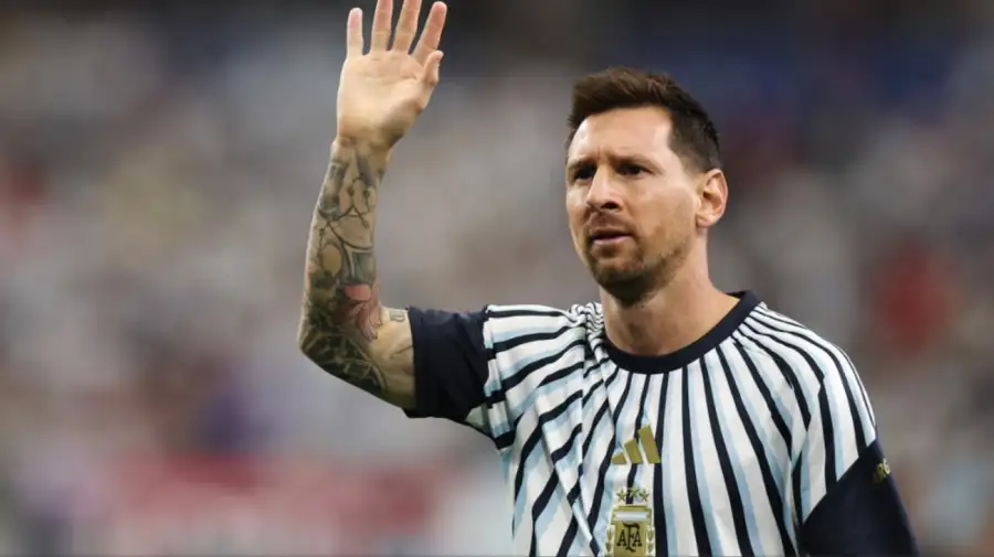 Lionel Messi en el Estadio de Kanses