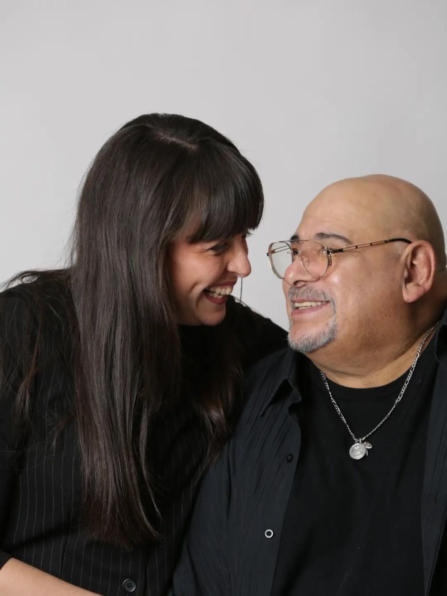 Roly Serrano y su novia