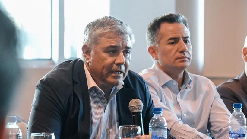 Bornoroni junto al titular del Nación