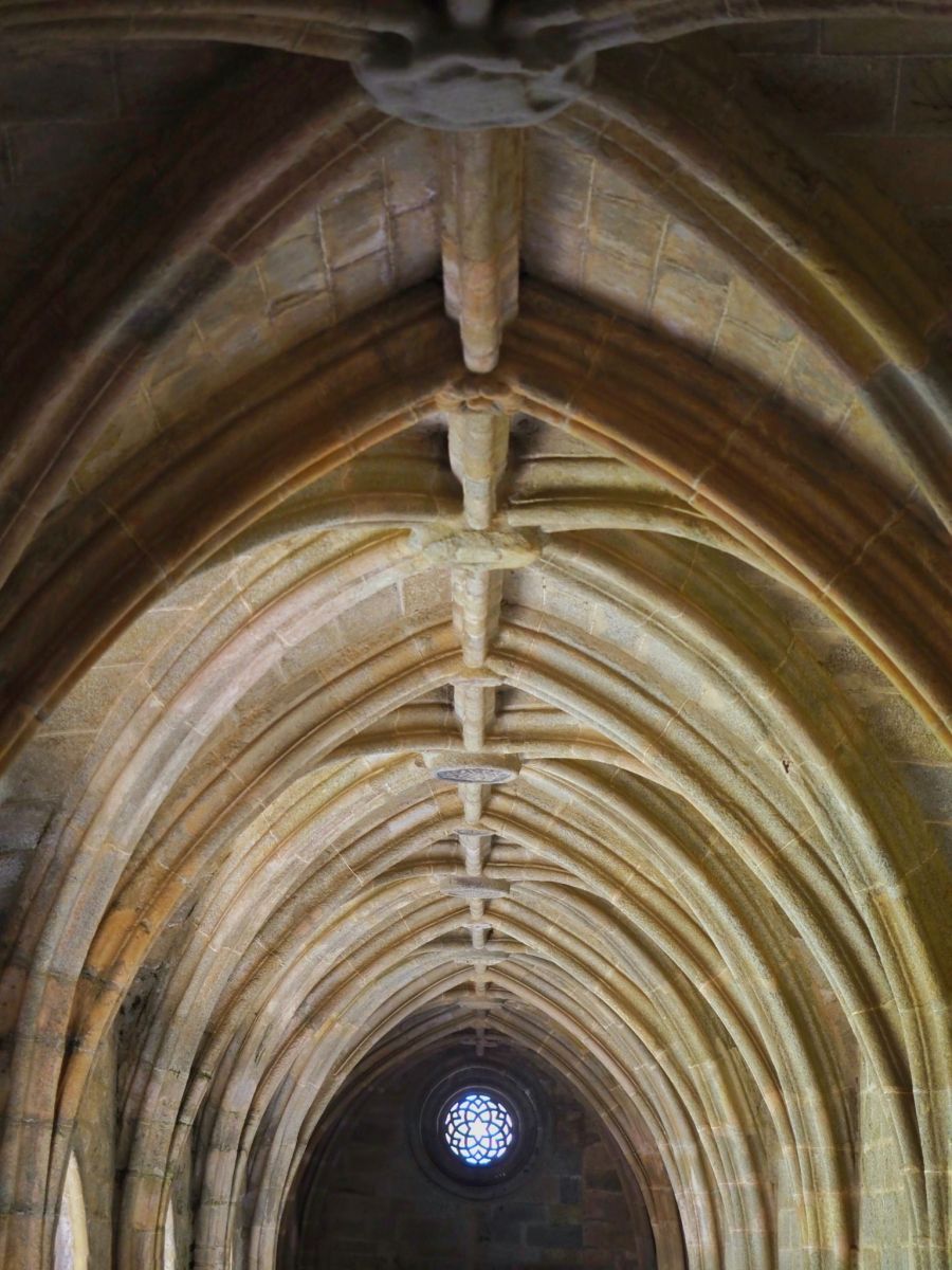 Évora