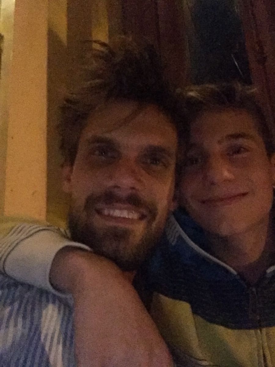 Gaspi y Federico, su hermano