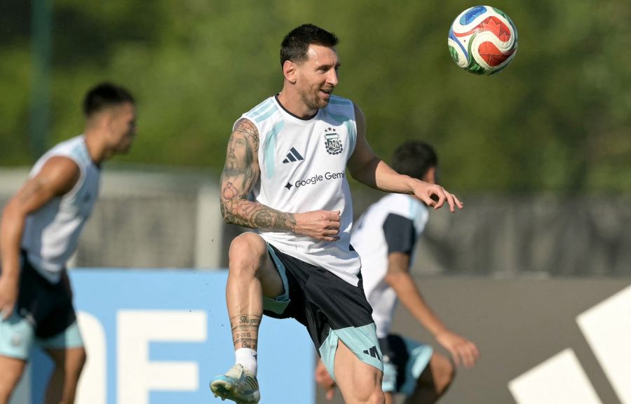 Lionel Messi entrenando en el día de su cumpleaños 39