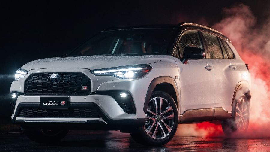 Toyota Corolla Cross se renueva: cambios de diseño para el GR-Sport y más tecnología en el interior