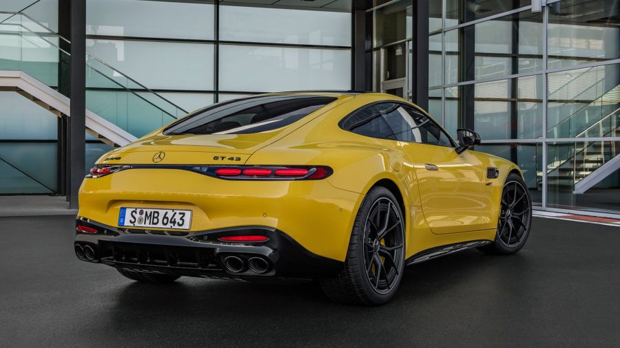Mercedes-AMG GT 43