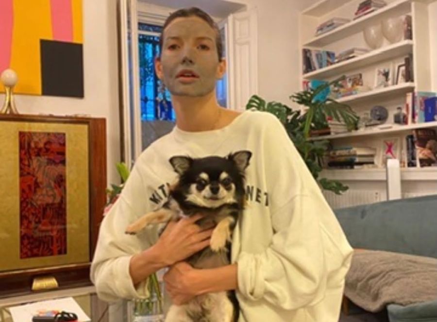Chloe Bello living