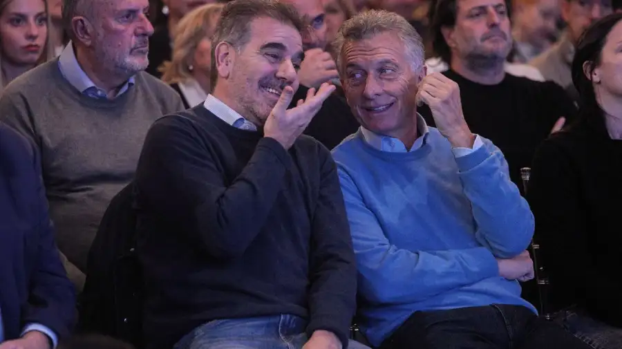 Cristian Ritondo junto a Mauricio Macri en el acto del PRO en Mar del Plata este viernes