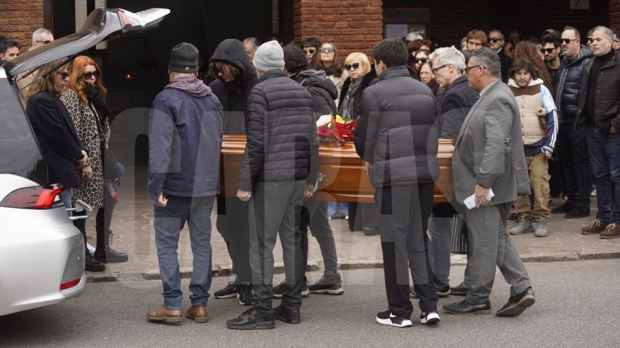 El último adiós a Ernestina Pais
