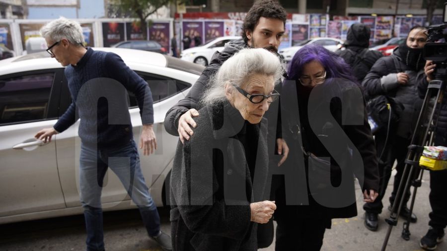 Las fotos del último adiós a Ernestina Pais