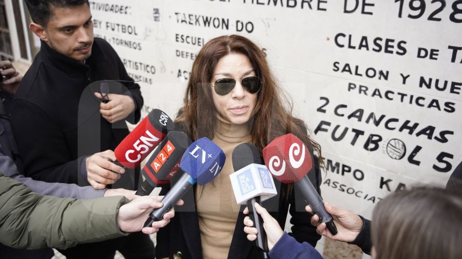 Las fotos del último adiós a Ernestina Pais