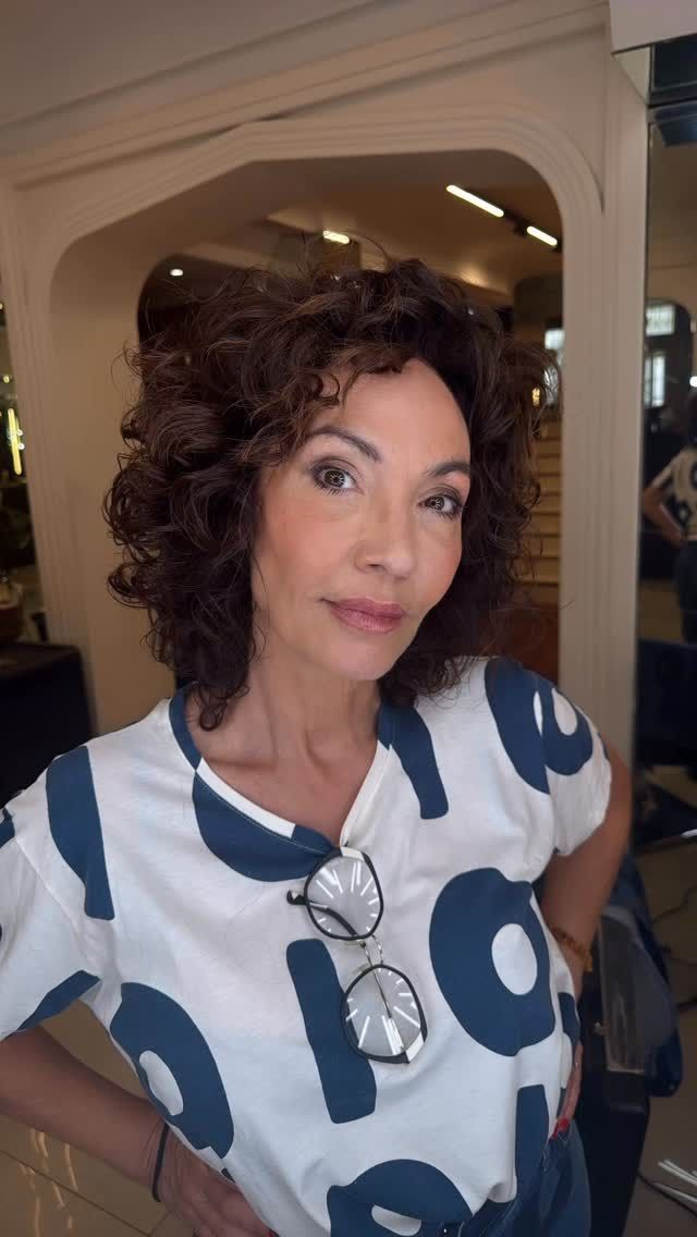 Alejandro Guyot, Ernestina Pais