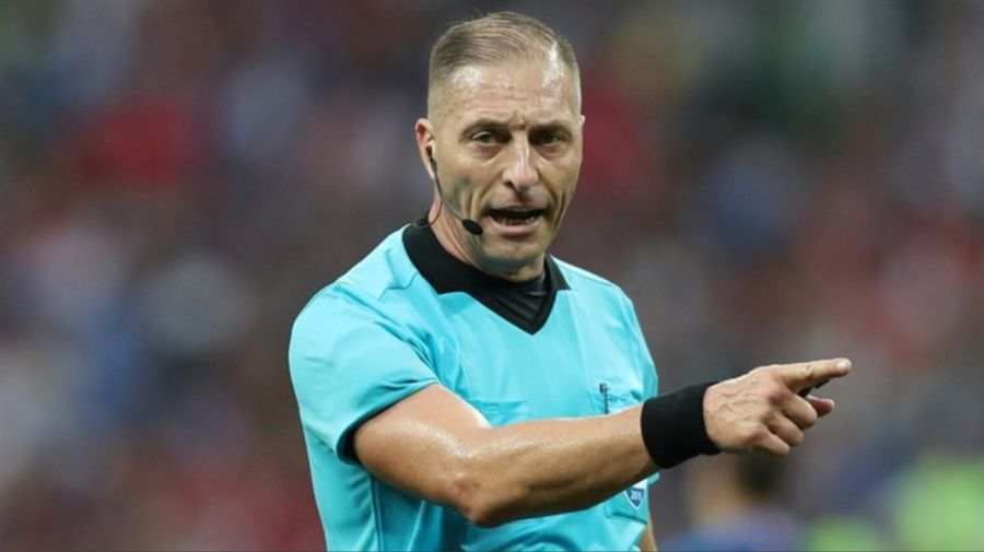 Los árbitros argentinos que hicieron historia al dirigir la final de un Mundial