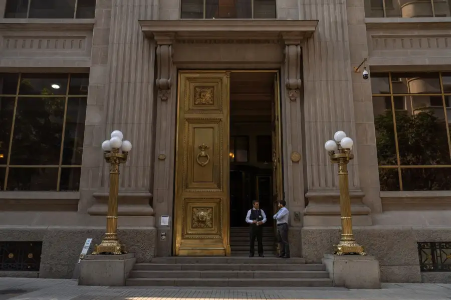 Chile's Central Bank Cuts Key Rate To 4.5%