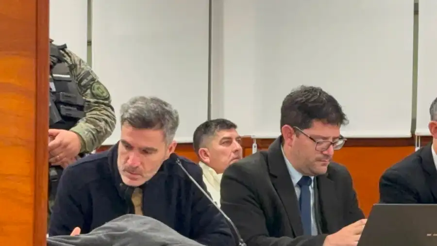 De frente Walter Pasko, atrás Fernando Ayala