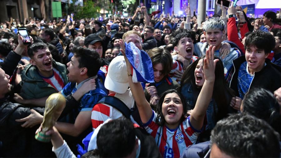 Paraguay venció a Alemania por penales y desató un festejo histórico en las calles
