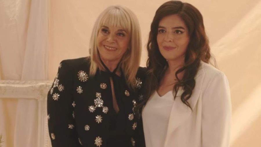 Claudia Villafañe y Dalma Maradona