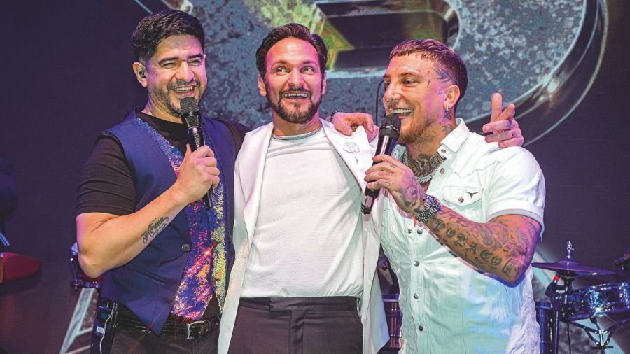 En Caras