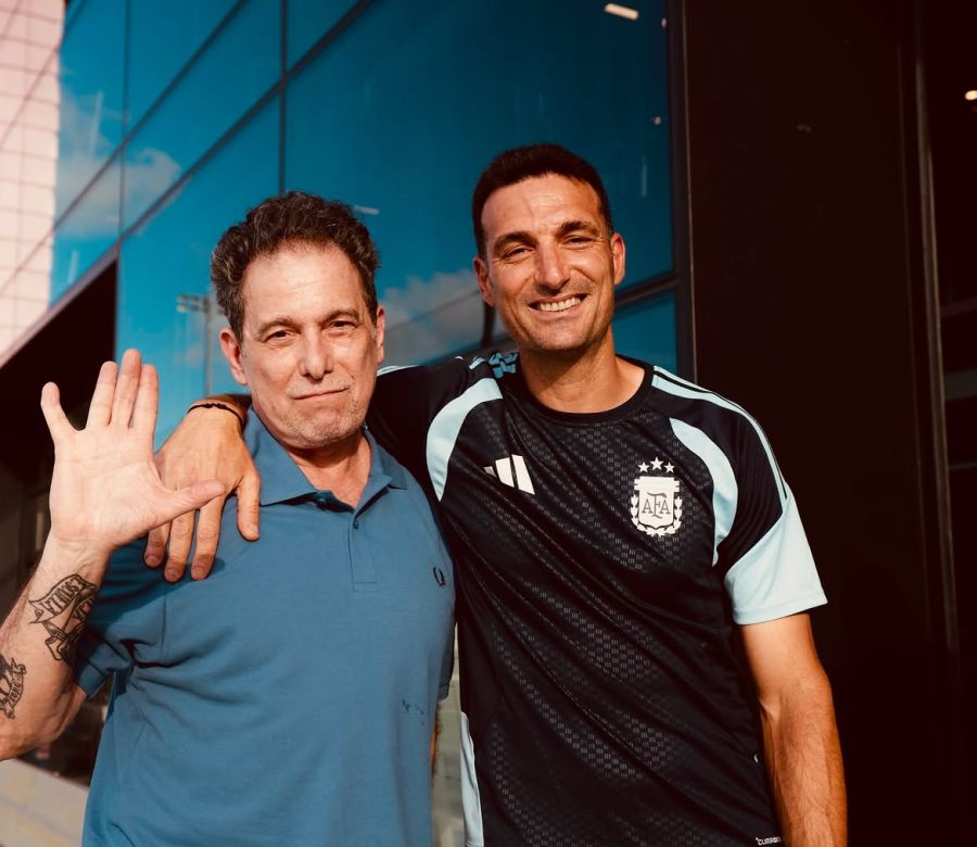Andrés Calamaro con la Selección Nacional
