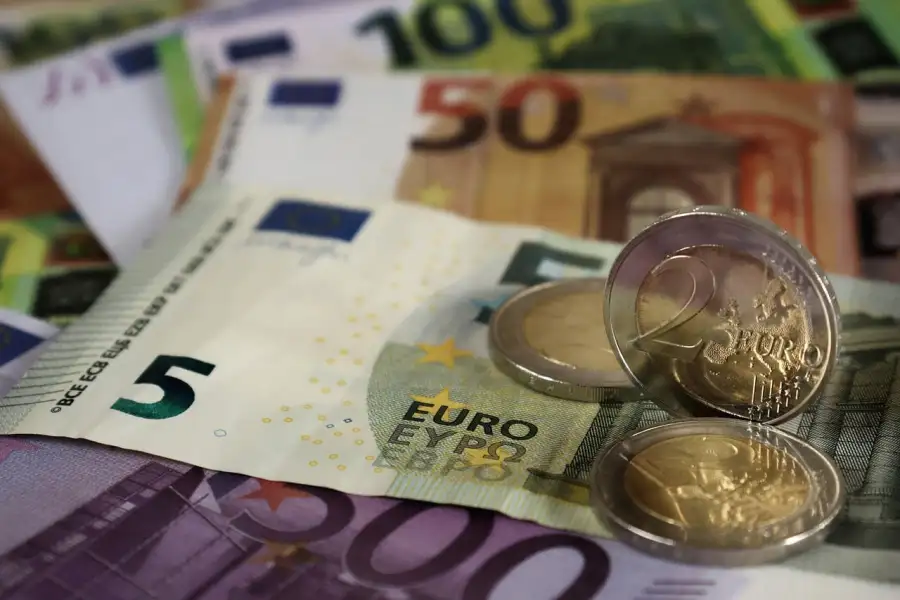 A cuánto cotiza el euro blue hoy, miércoles 8 de julio