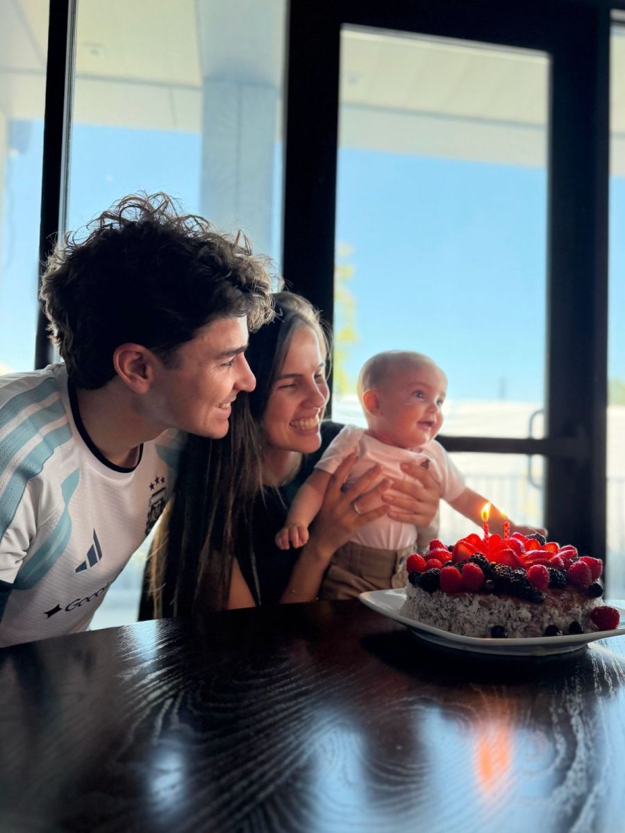 Julián Álvarez, Emilia Ferrero