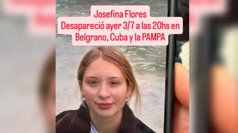 Josefina Flores