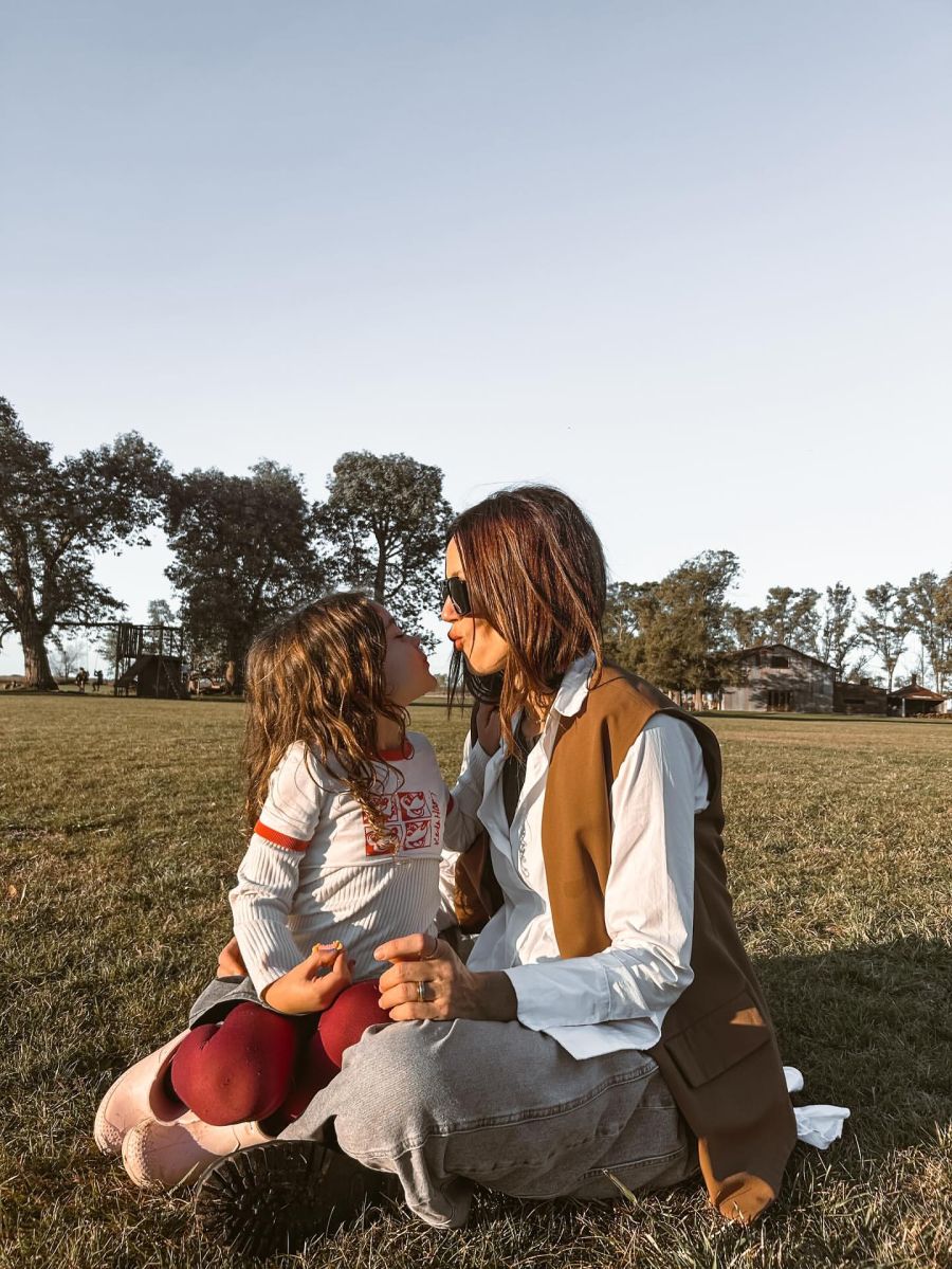 Paula Chavez y Filipa, su hija menor