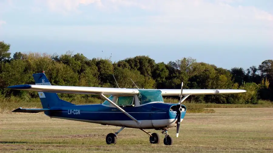 Escuela de aviación Flying Parrot Córdoba