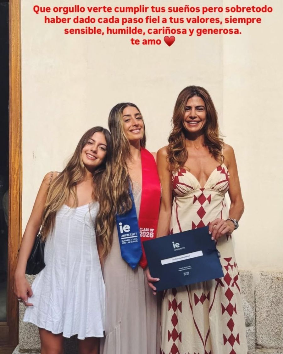 Juliana Awada y Valentina Barbier