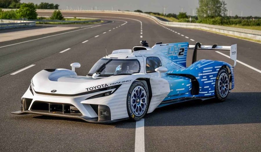 Cómo es la Toyota Hilux eléctrica que competirá en el Dakar 2027  