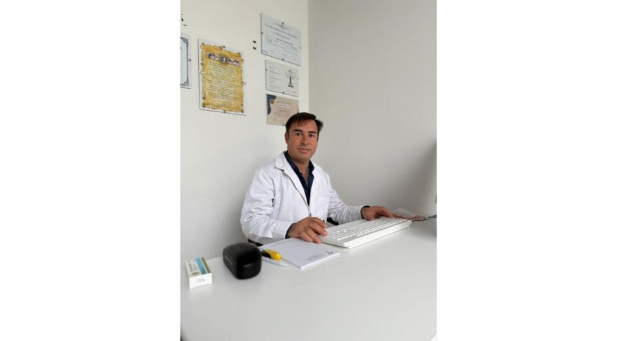Dr. Fernando Mías: Uno de los Pioneros en cirugía urológica Laparoscópica en Argentina