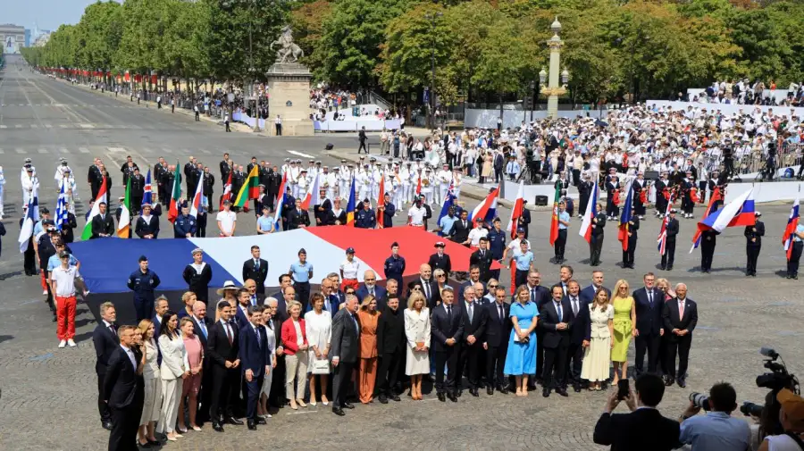 Macron en el desfile militar anual del Día de la Bastilla 14072026