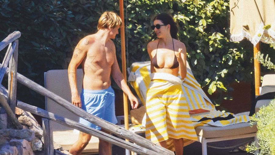 Camila Morrone y Cole Bennet